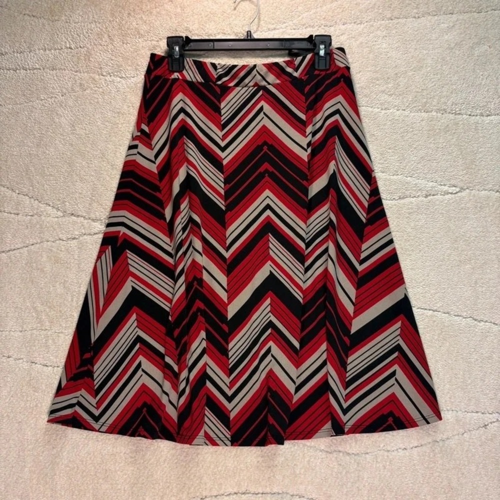 Worthington Women's Size 4 Red Black Chevron A-Line Skirt *